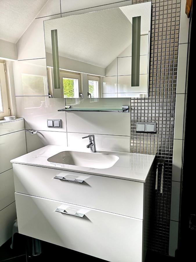 Ein Appartement Und Ein Komfortzimmer In Malsch, Zwischen Karlsruhe, Rastatt Und Baden-Baden Malsch  Buitenkant foto